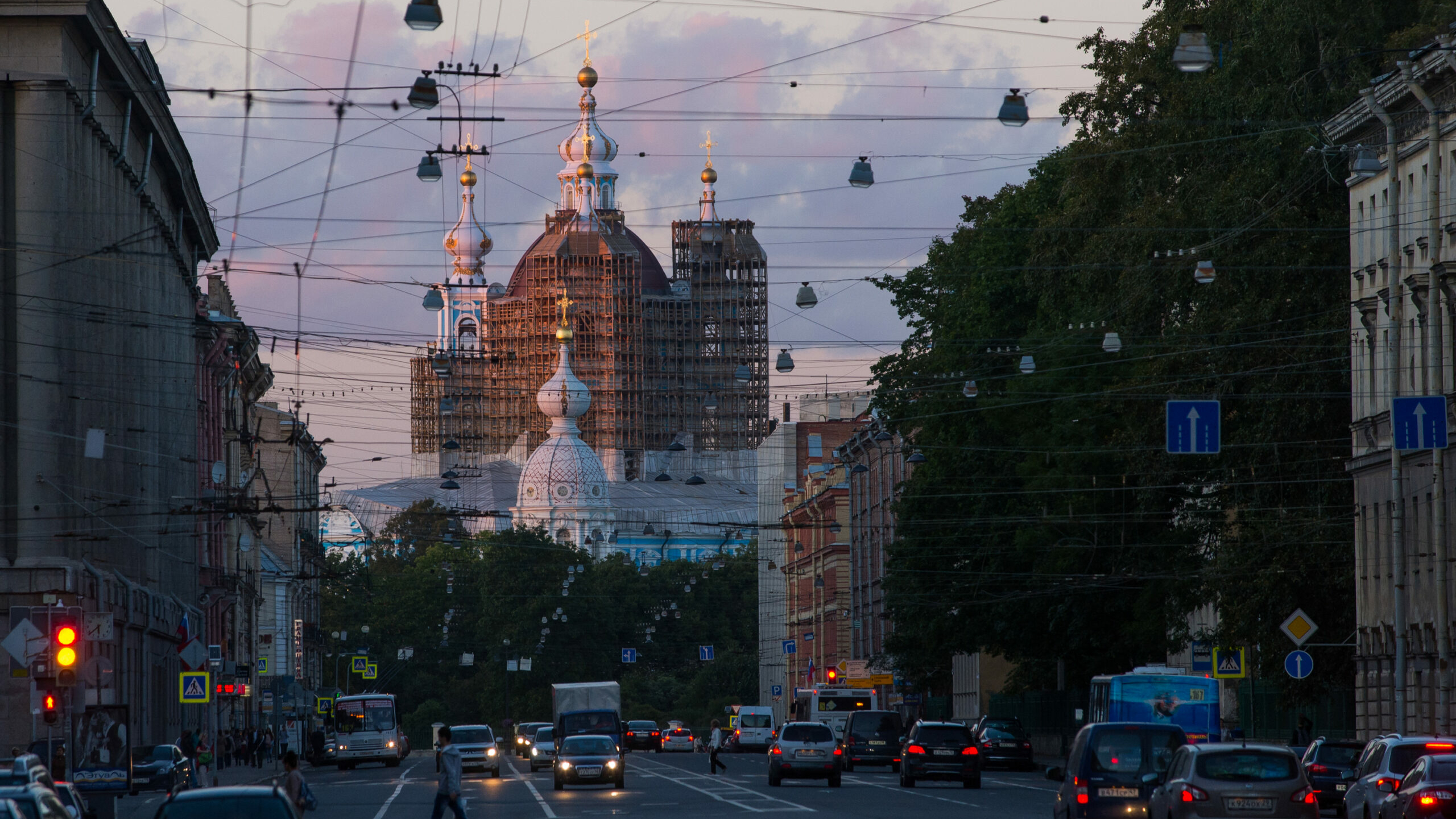 На заседании Экспертного совета Петербурга обсудили строительство колокольни Смольного собора по задумке Растрелли
