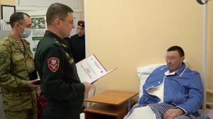 Росгвардия поздравила с днем рождения бойца, раненого в ходе спецоперации на Украине