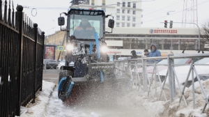 Частичная мобилизация не должна помешать Смольному убрать Петербург от снега этой зимой
