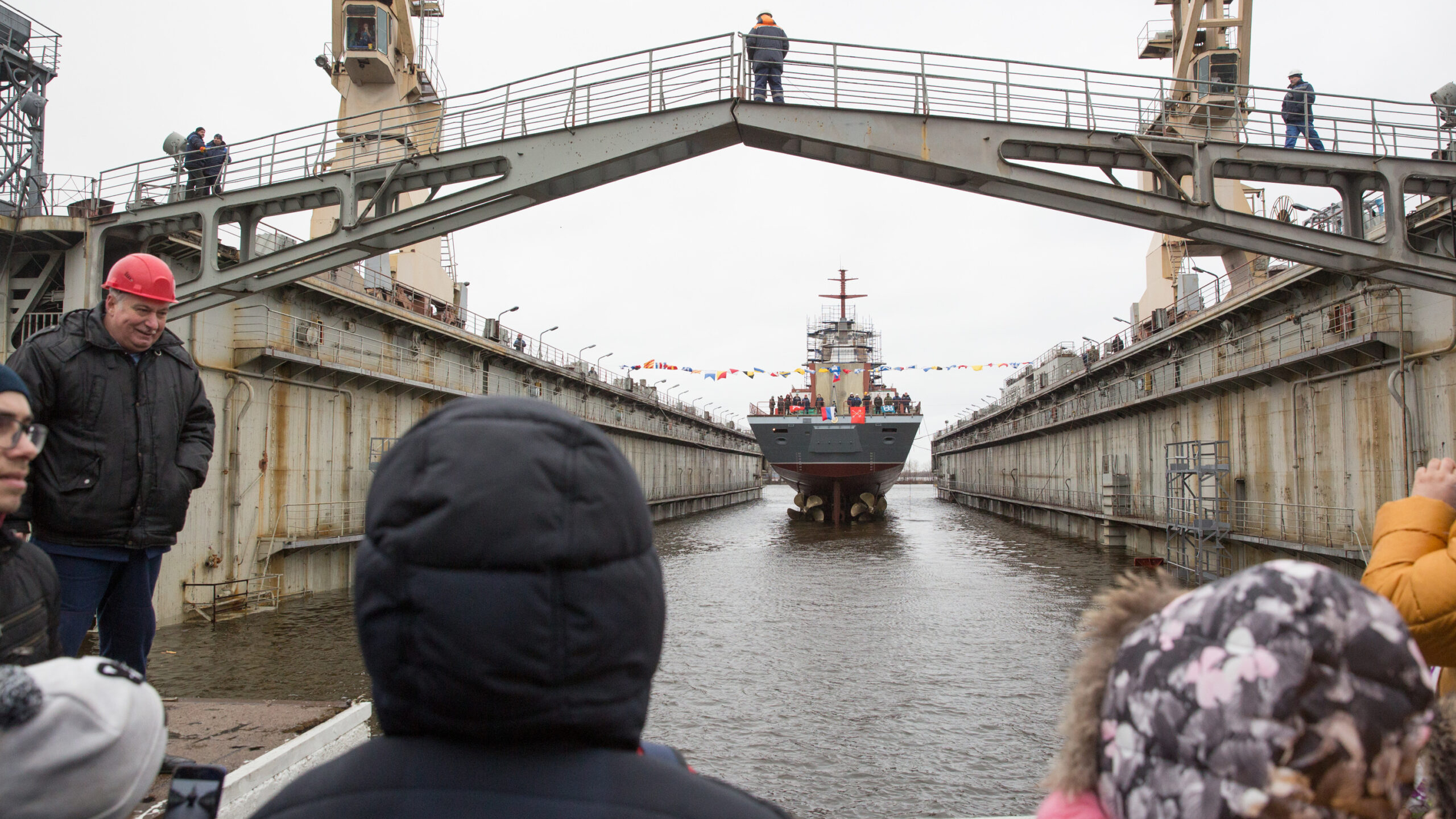 Подводную лодку «Уфа» торжественно спустили на воду на Адмиралтейских верфях