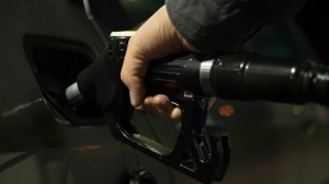 Процесс запущен: автомобилистов ждет снижение цен на бензин с 21 марта