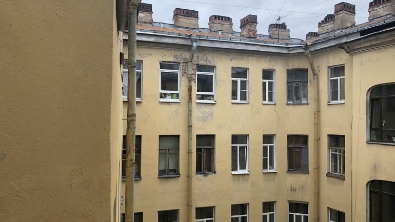 В Петербурге с молотка ушло более 100 аварийных зданий с 2019 года