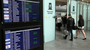 Из-за метели 22 самолета не могут улететь из Пулково, еще два рейса отменили