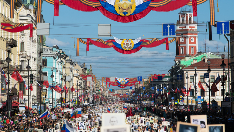Стало известно, как шествие «Бессмертного полка» отразится на дорожном движении Петербурга