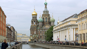 В Петербург на майские праздники приехало порядка 560 туристов