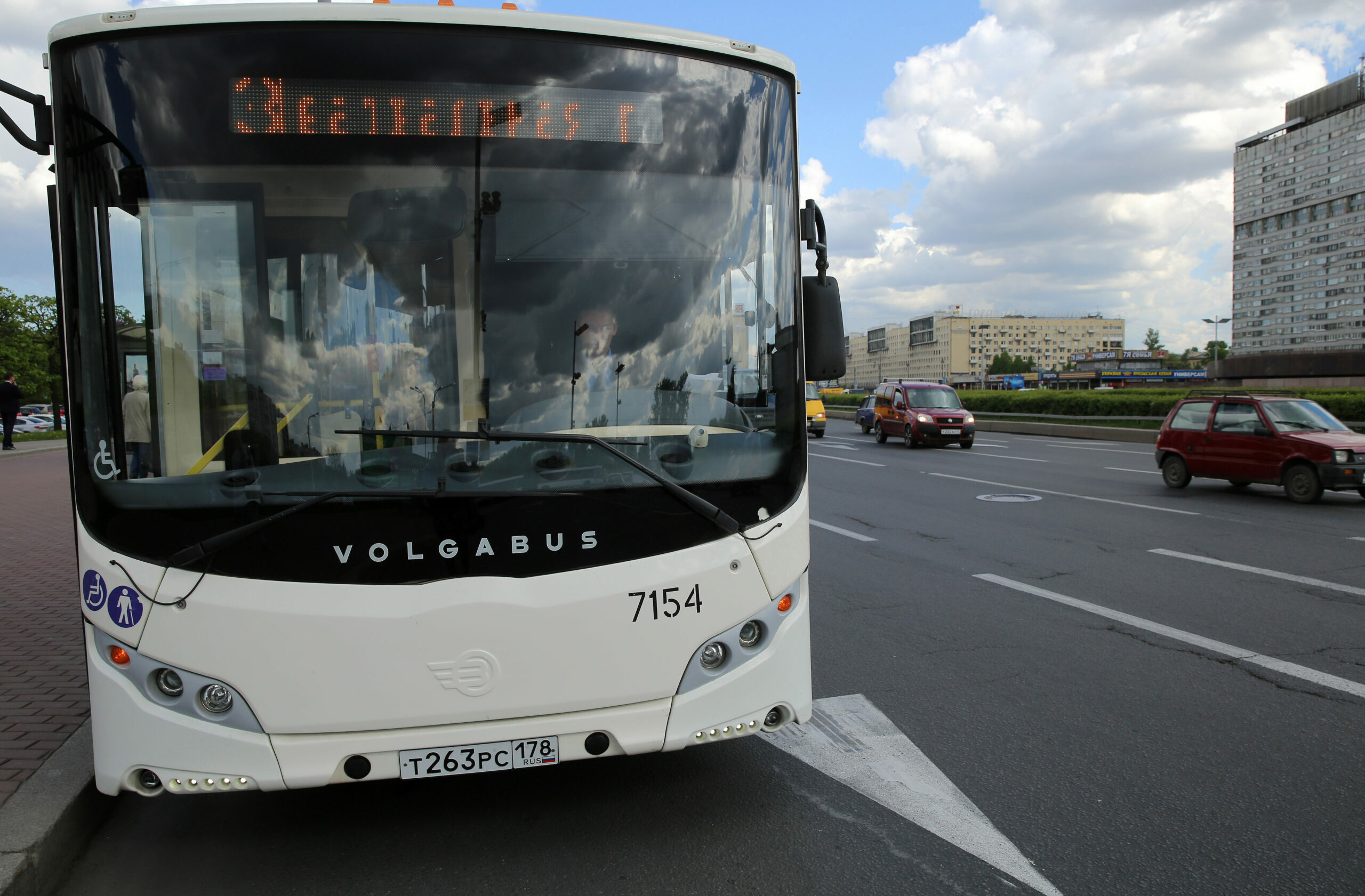 Как комитет по транспорту реагирует на нарушения водителей автобусов в  Петербурге