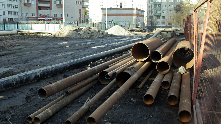 В восьми районах Петербурга отключат горячую воду из-за испытательных работ