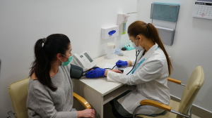 За сутки в Петербурге выявлено свыше 450 положительных ПЦР-тестов на COVID-19