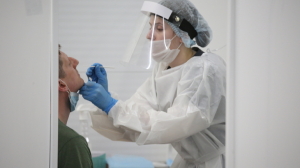 Петербуржцев будут бесплатно тестировать на грипп и ОРВИ в больницах и поликлиниках