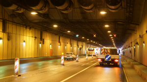 В тоннеле дамбы Петербурга ограничат движение до 22 апреля