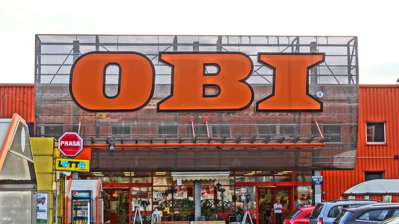В Петербурге до 11 мая откроются магазины OBI