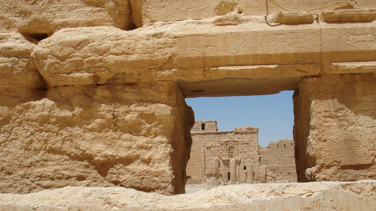 Ученые объяснили, как будут восстанавливать Триумфальную арку в Пальмире