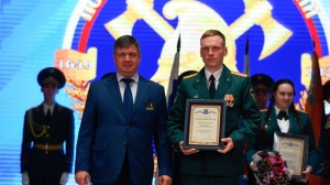 В Тосно вручили медали 66 отличившимся пожарным