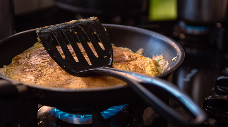 Убийство сковородкой 11-летней давности раскрыто в Ленобласти