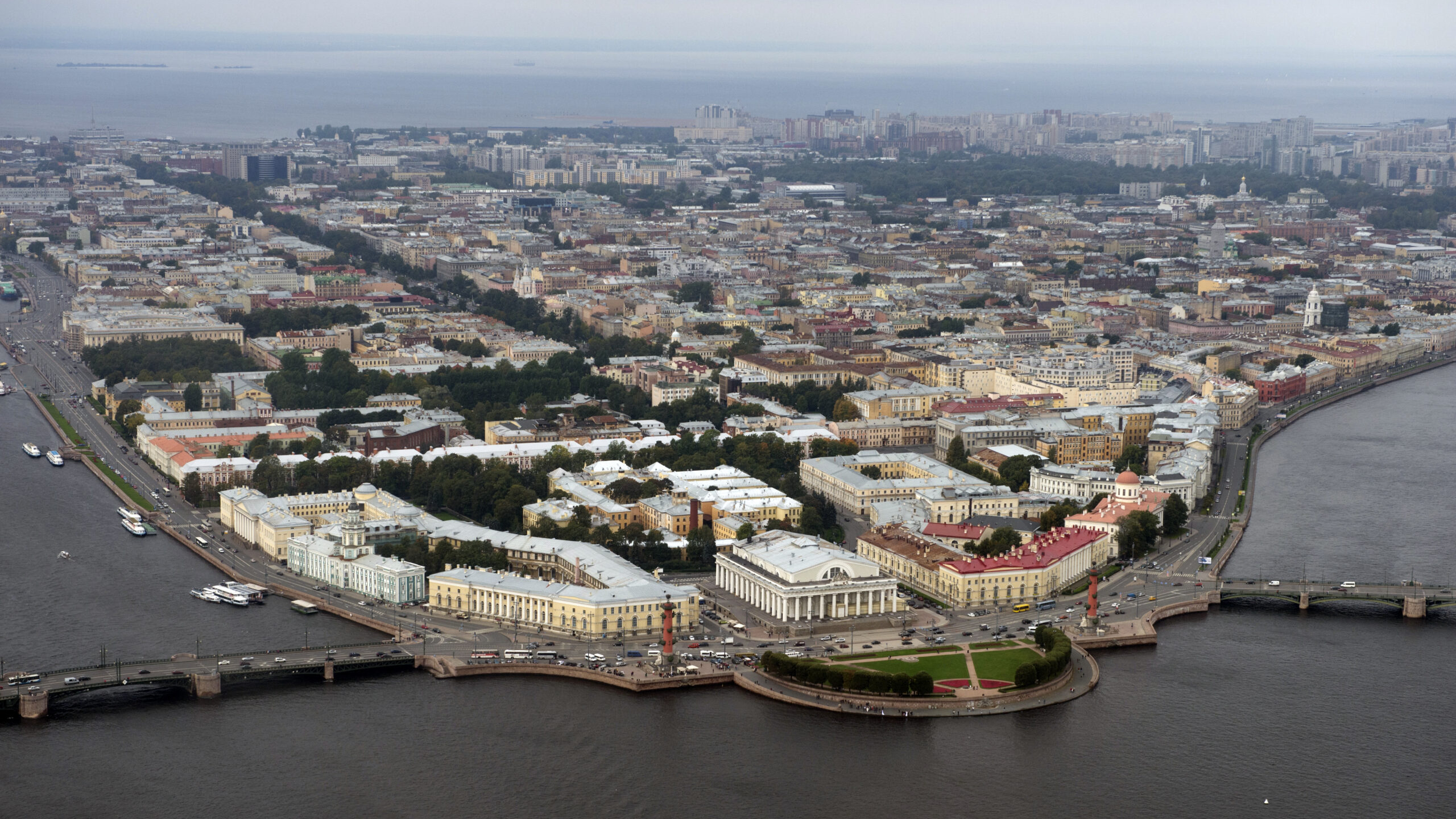 Купить однокомнатную квартиру стало дешевле в трех районах Петербурга