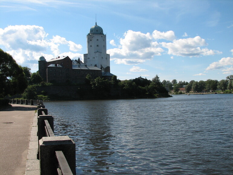 В Ленобласти 2 мая воздух прогреется до +14 градусов