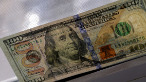 Экономист предсказал базовые значения курса доллара в ближайшее время