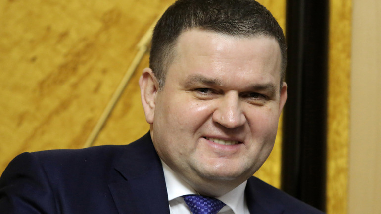 Сенатор Перминов поздравил Дрозденко с 10-летним юбилеем на посту губернатора Ленобласти