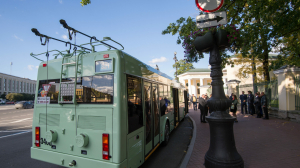 Вслед за автобусами изменять маршруты для удобства петербуржцев стали троллейбусы