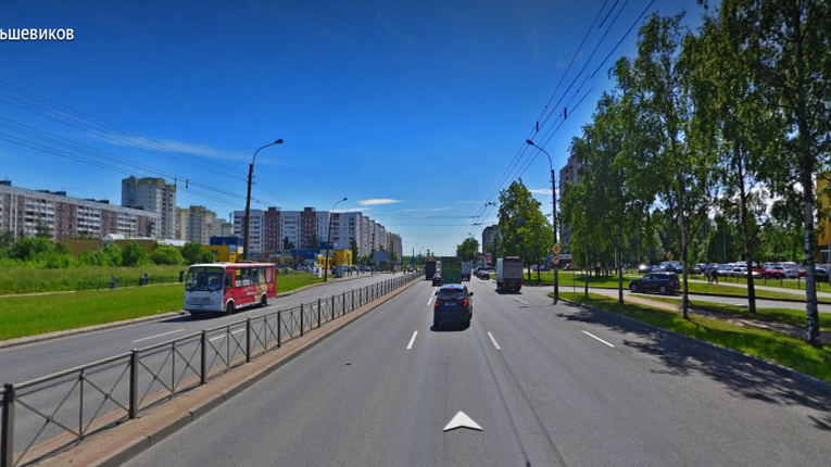 До 21 мая из-за ремонта дорог по проспекту Большевиков ограничат движение