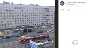 Девушка-пешеход попала под колеса автомобиля на проспекте Просвещения в Петербурге