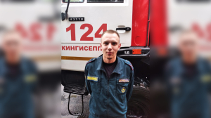Пожарный чудом спас тонущего мальчика в Ивангороде
