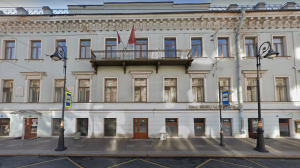 В Петербурге за 35 млн рублей отреставрируют дом, где жил поэт Некрасов