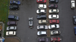 В Петербурге готовят наказание за сокрытие госномеров на платных парковках
