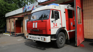 Пожарные за 40 минут потушили частный дом в Сосновом Бору