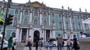 Петербург стал лидером по популярности среди российских городов для отдыха летом