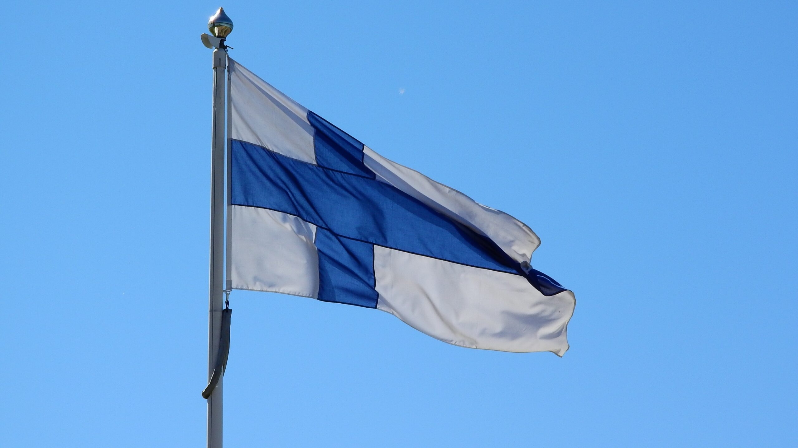 Финляндия построит забор на границе с РФ