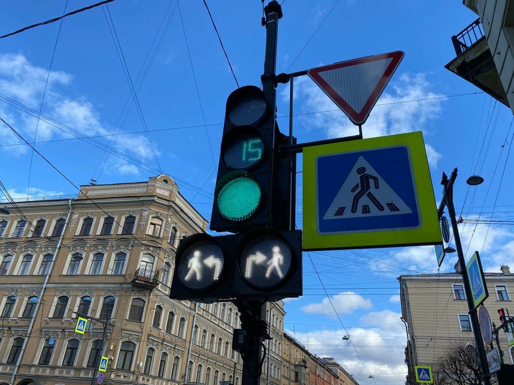 В Петербурге до 15 июля будут запущены четыре новых светофора | 08.06.2022  | Санкт-Петербург - БезФормата