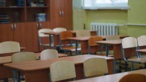 В учебных учреждениях Петербурга вводят противоэпидемический режим