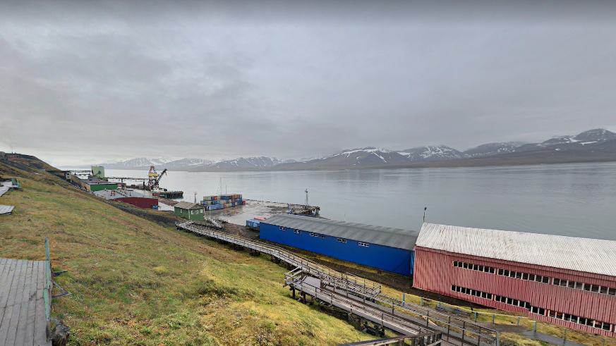 Норвегия согласилась пропустить российский груз на Шпицберген