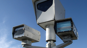 На дорогах Петербурга установят еще 300 камер для слежки за шумахерами