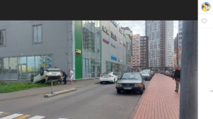Нетрезвая водительница в Кудрово совершила эпичную парковку с переворотом машины вверх дном
