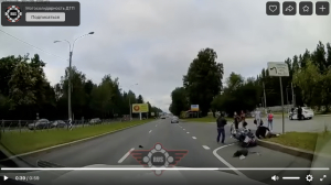 На Зеленогорском шоссе мотоциклист сбил двух человек