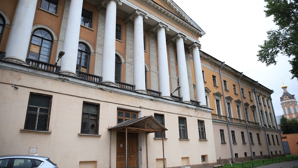 Духовной академии Петербурга вернут былой облик