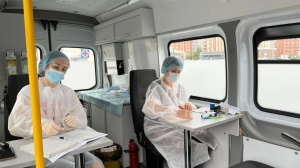 В Петербурге двух медсестер оштрафовали на 300 тыс рублей из-за поддельных справок о вакцинации