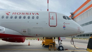 Авиакомпания «Россия» назвала самолет в честь одного из городов Ленобласти