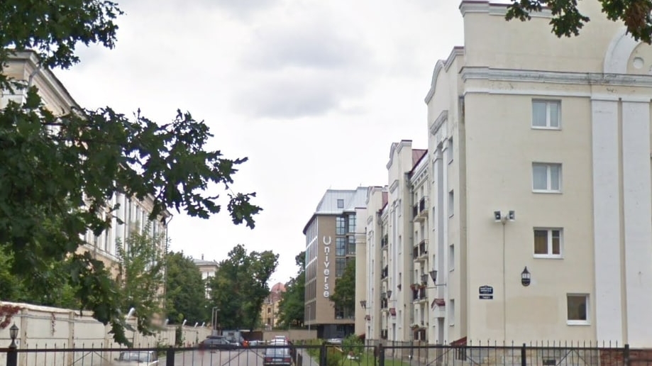 IT компания JetBrains распродает недвижимость в России