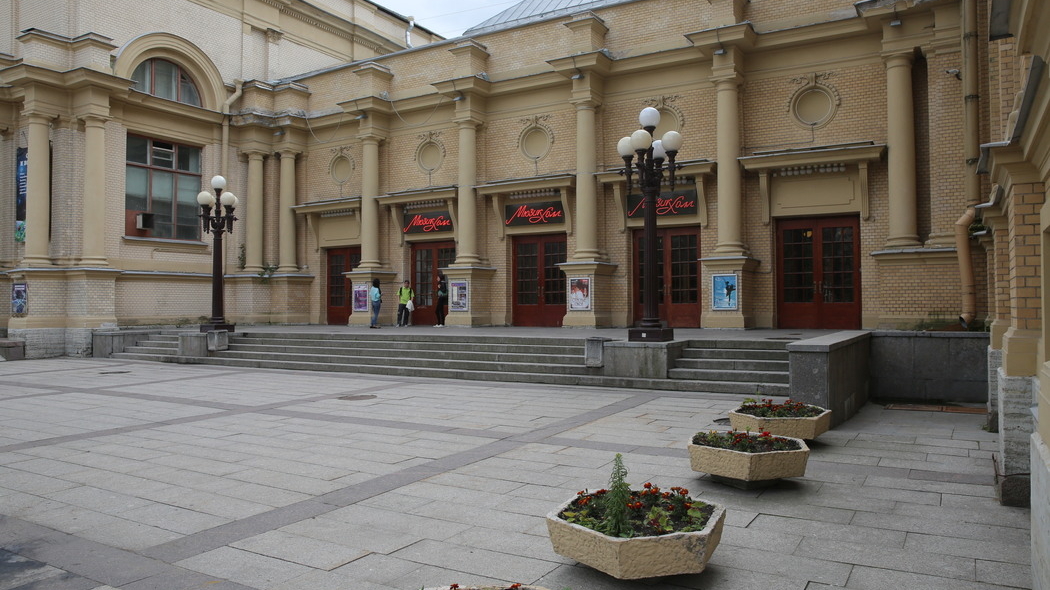 «Мюзик-Холл» в Петербурге переименовали в Театр имени Шаляпина