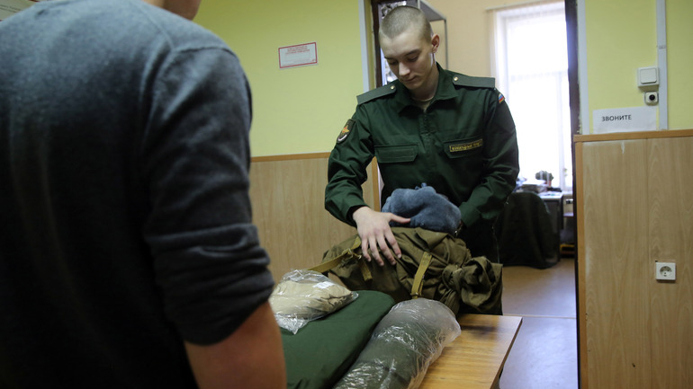 Нож и пауэрбанк: военный комиссар Петербурга рассказал, что могут взять с собой мобилизованные