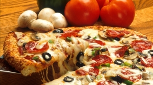 Диетолог Соломатина назвала пиццу самым полезным фаст-фудом при соблюдении одного условия