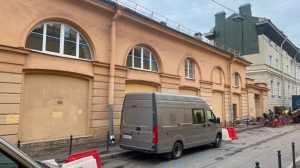 Бастрыкин поручил разобраться в повреждении арки исторического дома Чернышева в Петербурге