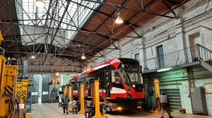 В Петербург доставили еще семь «умных» трамваев модели «Богатырь-М»