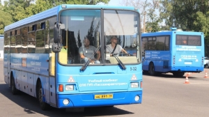 Каждый день в Петербурге управляют автобусами более 9,5 тысяч обученных водителей