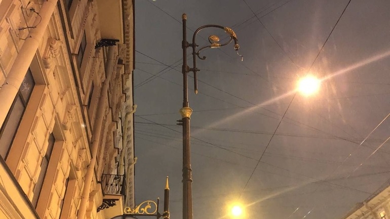 В Петергофе в «квартале 23» установили почти тысячу новых фонарей