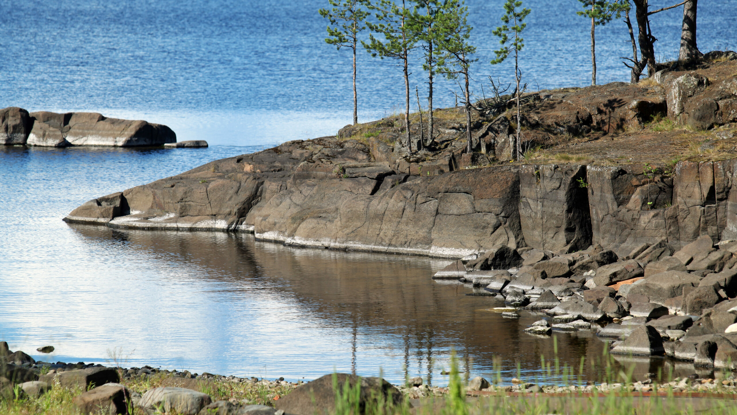 Эксперт прокомментировал опасность тектонических разломов в Ладожском озере