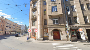 В Петербурге вандалы украли голову орла с фасада доходного дома Буксгевдена